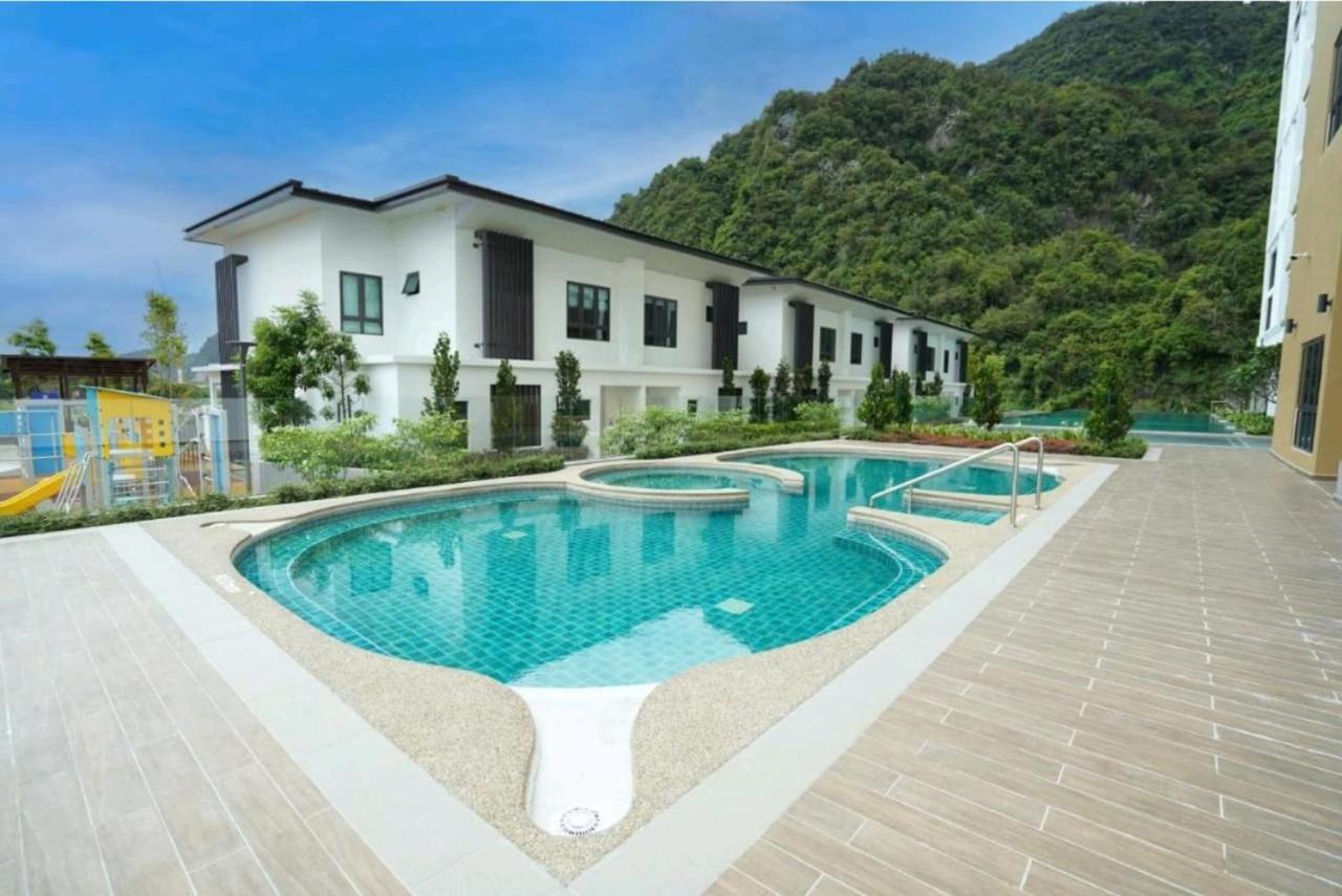 Apartment Hotspring 2 1512 Sunway Onsen With Theme Park View 4 Pax Tambun